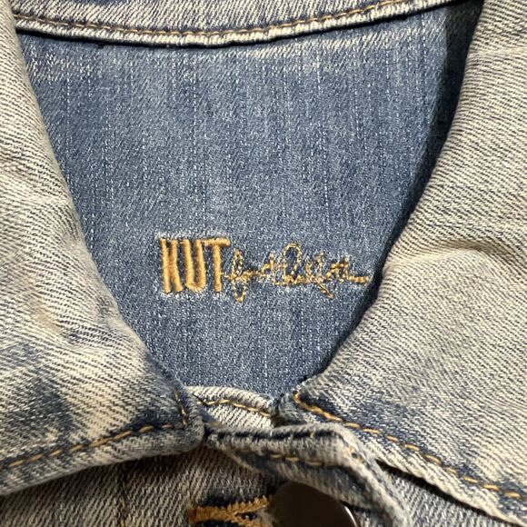 Kut from the Kloth Denim Jacket Women's Medium Blue Light Wash Stretch Trucker - Picture 9 of 16